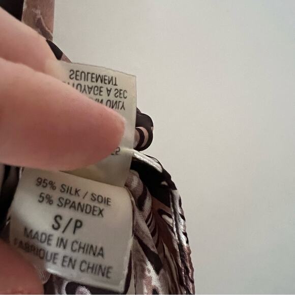 Elie Tahari Printed Silk Tank Top - Picture 7 of 7